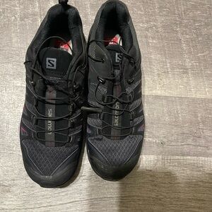 Salomon X Ultra Womens Shoes Black Hiking Outdoor Athletic Sneakers Size 8